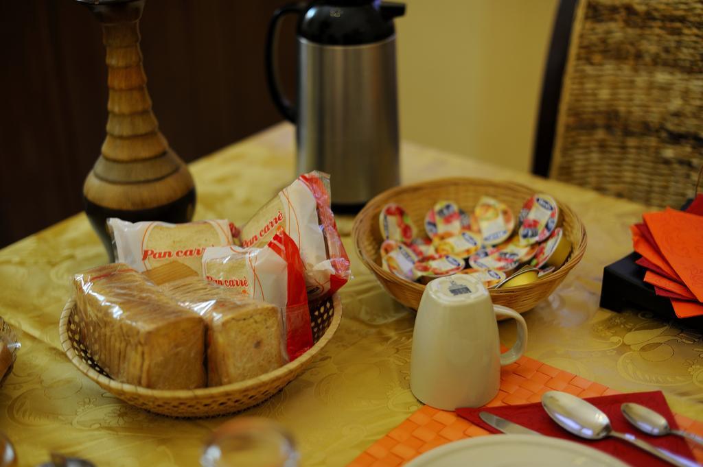La Casa Romana Bed & Breakfast